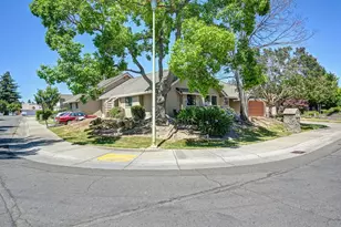 98 Las Positas Cir, Sacramento, CA 95831 - Photo 33