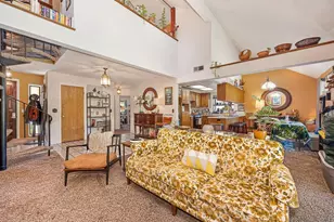 102 Las Positas Cir, Sacramento, CA 95831 - Photo 7