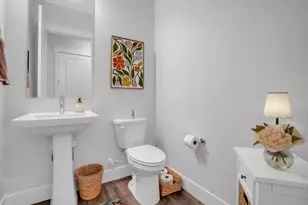 701 Victoria Dr, Manteca, CA 95336 - Photo 11