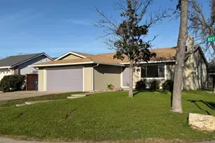 445 Royal Ct, Tracy, CA 95376 - Photo 1