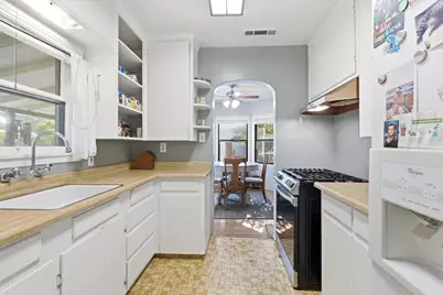 810 Hackberry Avenue, Modesto, CA 95354 - Photo 15