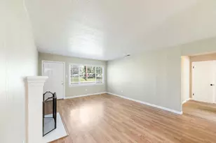 7080 21st Ave, Sacramento, CA 95820 - Photo 9