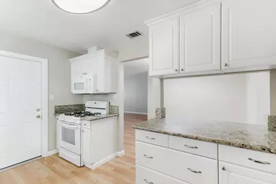 7080 21st Avenue, Sacramento, CA 95820 - Photo 13