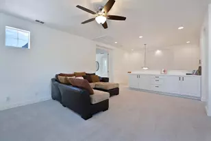 9350 Eagle Springs Pl, Roseville, CA 95747 - Photo 25