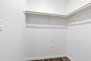 374 W Main St, Turlock, CA 95380 - Photo 17