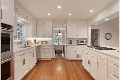 930 Sycamore Avenue, Modesto, CA 95350 - Photo 5