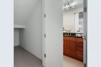 2025 S Street #204, Sacramento, CA 95811 - Photo 13