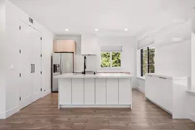 1431 W Street, Sacramento, CA 95818 - Photo 9
