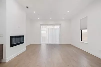 1429 W Street, Sacramento, CA 95818 - Photo 17