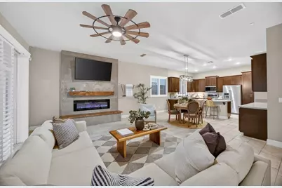 781 Aparicio Way, Galt, CA 95632 - Photo 23