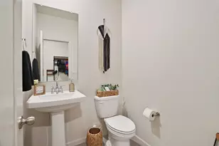 6918 Mauna Loa Wy, Stockton, CA 95219 - Photo 15