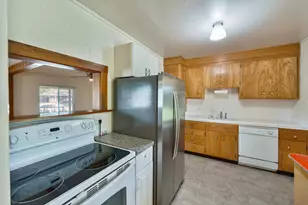 5208 Argo Way, Sacramento, CA 95820 - Photo 9