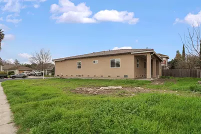 9879 Twin Creeks Avenue, Stockton, CA 95219 - Photo 25