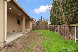 9879 Twin Creeks Ave, Stockton, CA 95219 - Photo 27