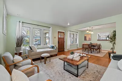 1041 Santa Barbara Court, Sacramento, CA 95816 - Photo 7