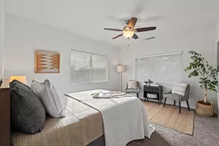 1041 Santa Barbara Ct, Sacramento, CA 95816 - Photo 19