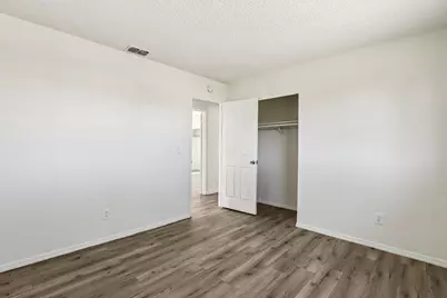 14 Flaum Court, Sacramento, CA 95823 - Photo 21