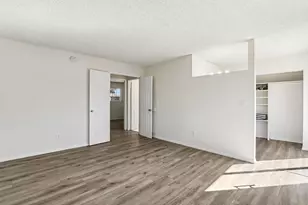 14 Flaum Ct, Sacramento, CA 95823 - Photo 25