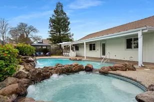 214 N Cinnamon Dr, Galt, CA 95632 - Photo 1