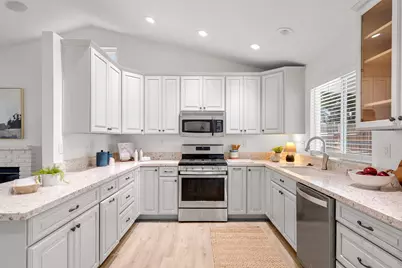 214 N Cinnamon Drive, Galt, CA 95632 - Photo 9