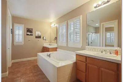 1076 Balzo Street, Manteca, CA 95337 - Photo 39