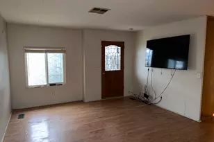 Pardis Ln, Sacramento, CA 95828 - Photo 5