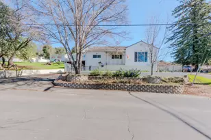 216 S Amador St, Ione, CA 95640 - Photo 3