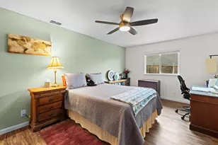 5301 Fairway Dr, Rocklin, CA 95677 - Photo 27