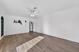 629 Brooks Ave, Yuba City, CA 95991 - Photo 9