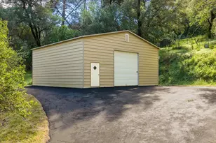 13630 Dry Creek Rd, Auburn, CA 95602 - Photo 13