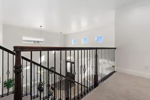 6129 Merry Ln, Carmichael, CA 95608 - Photo 19