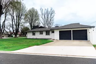 2220 N El Capitan Dr, Turlock, CA 95380 - Photo 3