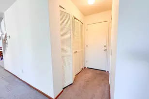 8469 Hollow Oaks Ct, Sacramento, CA 95828 - Photo 29