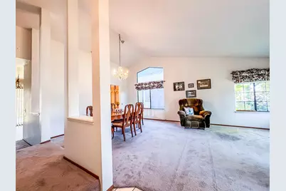 8469 Hollow Oaks Court, Sacramento, CA 95828 - Photo 39