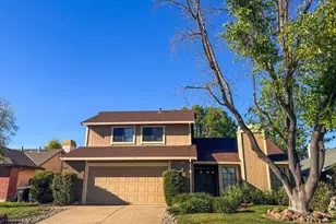 8469 Hollow Oaks Ct, Sacramento, CA 95828 - Photo 47