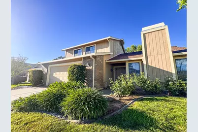 8469 Hollow Oaks Court, Sacramento, CA 95828 - Photo 5