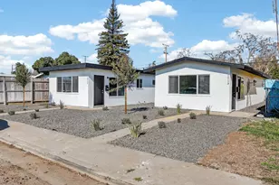 1013 W Santa Fe Ave, Merced, CA 95340 - Photo 1