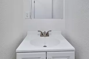 1013 W Santa Fe Ave, Merced, CA 95340 - Photo 25