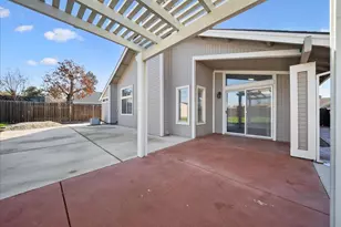 8605 Meandering Way, Antelope, CA 95843 - Photo 31