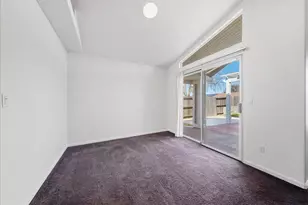 8605 Meandering Way, Antelope, CA 95843 - Photo 11
