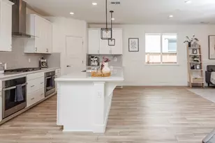 3837 Stanwick Ave, Sacramento, CA 95835 - Photo 11