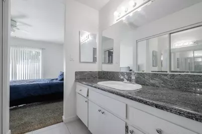 3026 Olive Glen Court, Sacramento, CA 95828 - Photo 7