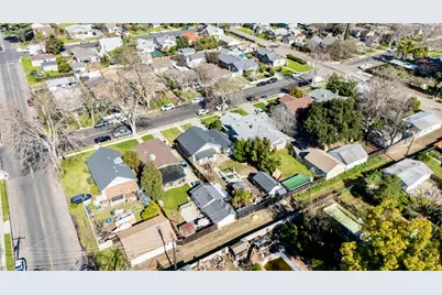 526 Flower Street, Turlock, CA 95380 - Photo 23