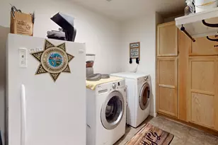 1344 Ladyfern St, Olivehurst, CA 95961 - Photo 37