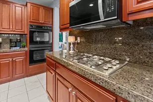 1242 Tulloch Dr, Tracy, CA 95304 - Photo 11