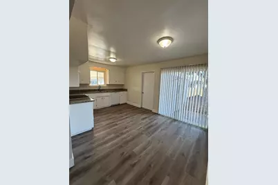 123 Wawona Street, Manteca, CA 95337 - Photo 3