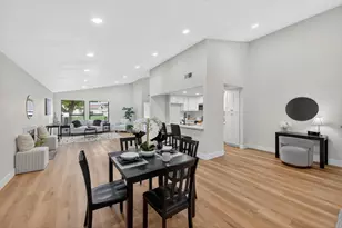 7717 Valley Wood Dr, Sacramento, CA 95828 - Photo 23