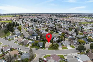 7717 Valley Wood Dr, Sacramento, CA 95828 - Photo 43