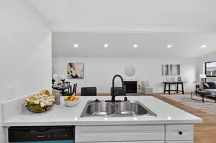 7717 Valley Wood Dr, Sacramento, CA 95828 - Photo 19