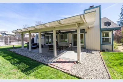 1387 Greenborough Drive, Roseville, CA 95661 - Photo 35